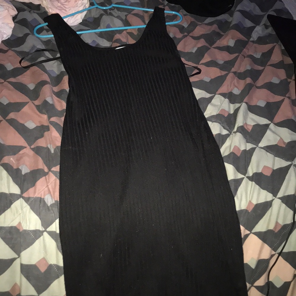 A short dress nice for dates